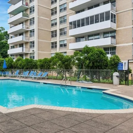 Buy this 3 bed condo on 7301 Coventry Ave Apt 503 in Elkins Park, Pennsylvania