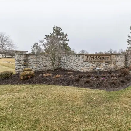 Image 2 - 1544 Stonewall Drive, Greenfield, IN 46140, USA - House for sale