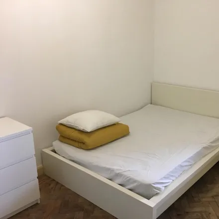 Rent this 7 bed room on Rua do Cónego Ferreira Pinto in 4050-446 Porto, Portugal