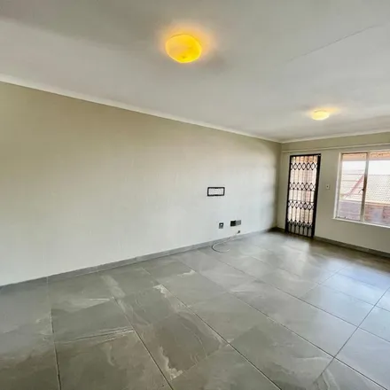 Image 9 - Apiesdoring Street, Sundowner, Randburg, 2169, South Africa - Apartment for rent