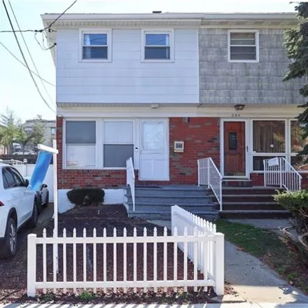 Buy this 3 bed duplex on 350 Clifton Avenue in New York, NY 10305