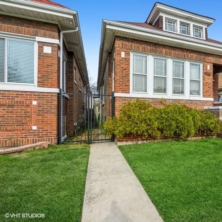 Buy this 3 bed house on 500 East 88th Place in Chicago, IL 60619