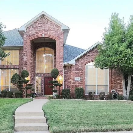 Buy this 5 bed house on 7510 Sand Pine Drive in Rowlett, TX 75089