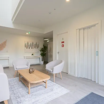 Rent this 1 bed apartment on Bairro da Padaria in 4000-391 Porto, Portugal