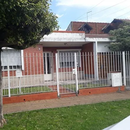 Image 2 - San Nicolás 1750, Partido de Morón, B1712 CDU Castelar, Argentina - House for rent