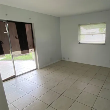 Image 7 - 7900 Margate Boulevard, Margate, FL 33063, USA - House for sale