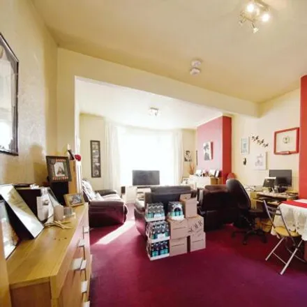 Image 4 - Ashford Road, Londres, London, E6 - Townhouse for sale