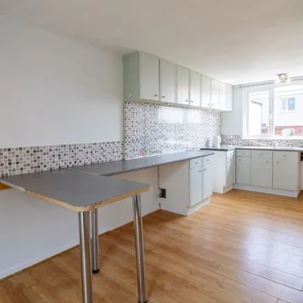 Rent this 2 bed townhouse on Weakland Close in Sheffield, S12 4PA