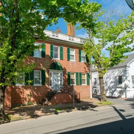 Buy this 8 bed house on 19 Pleasant Street in Mikas Pond, Nantucket