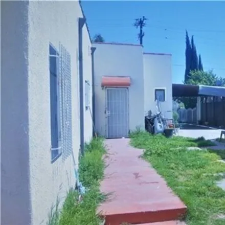 Image 7 - 745 North Burris Avenue, Compton, CA 90221, USA - House for sale