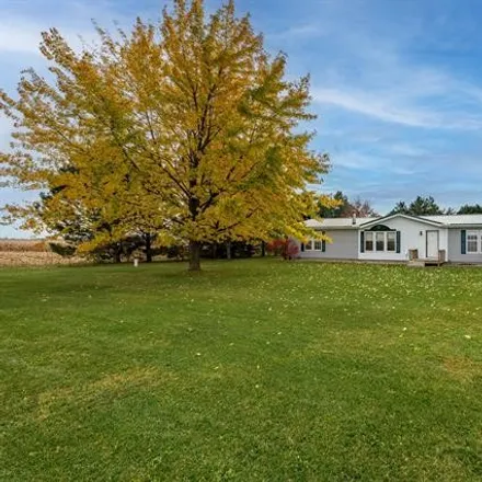 Image 1 - 2340 South Quanicassee Road, Gilford Township, Denmark Township, MI 48757, USA - House for sale