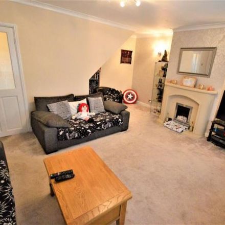 Rent this 3 bed house on Bladon Close in Packmoor ST6 6UG, United Kingdom