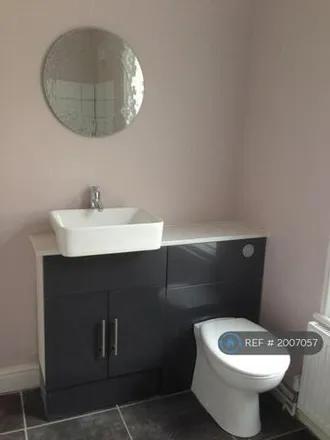 Image 6 - Click 4 Car Credit, Victory Road, Portsmouth, PO1 3BE, United Kingdom - Townhouse for rent