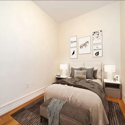 Rent this 3 bed apartment on 10 West 103rd Street in New York, NY 10025