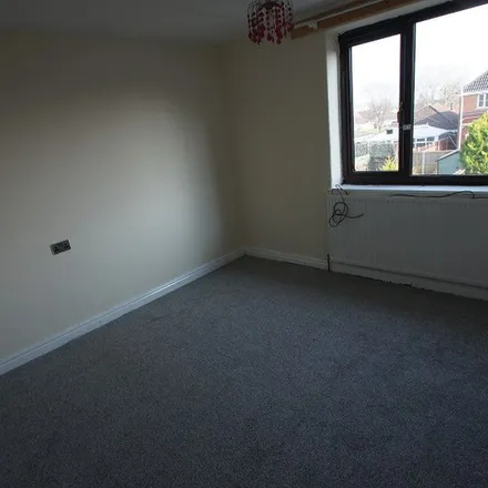 Image 3 - Newnham Drive, Ellesmere Port, CH65 5AH, United Kingdom - Apartment for rent