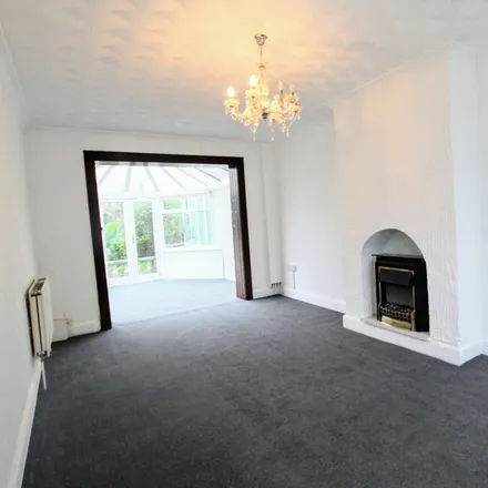 Rent this 3 bed duplex on Leafield Road in Liverpool, L25 0PY