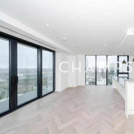 Rent this 3 bed apartment on Cashmere Wharf in Promenade, London