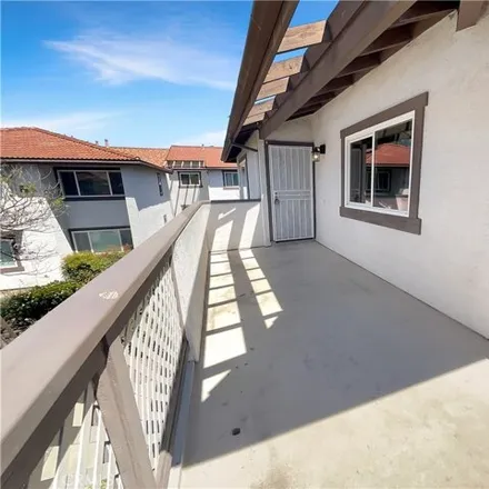 Image 2 - 9821 Caspi Gardens Drive, Santee, CA 92071, USA - Condo for sale