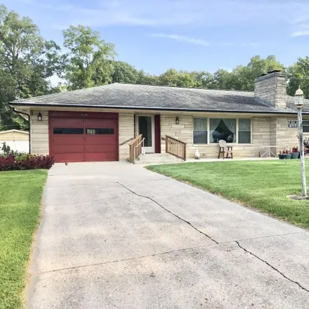 Buy this 3 bed house on 2113 Maples Road in Fort Wayne, IN 46816