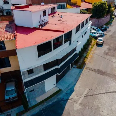 Buy this 5 bed house on Calle Del Pinzón 292 in 52970 Atizapán de Zaragoza, MEX