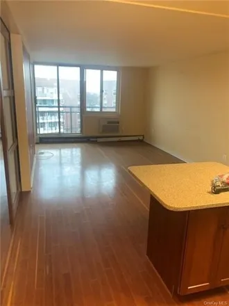 Buy this 1 bed condo on 703 Pelham Road in Rosedale, City of New Rochelle