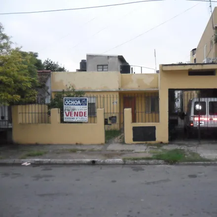 Buy this studio house on Urquiza 2903 in Belgrano, San Miguel