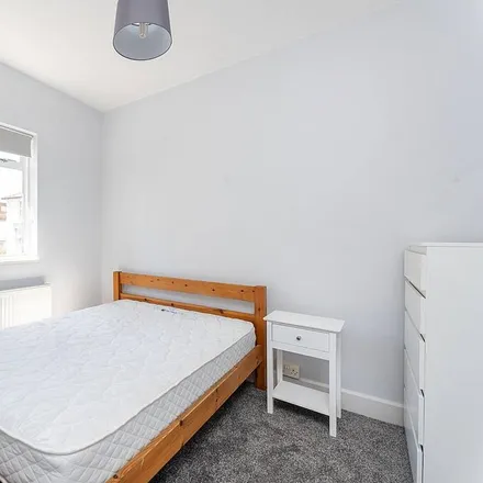 Image 7 - 17 Denmark Road, London, W13 8RQ, United Kingdom - Apartment for rent