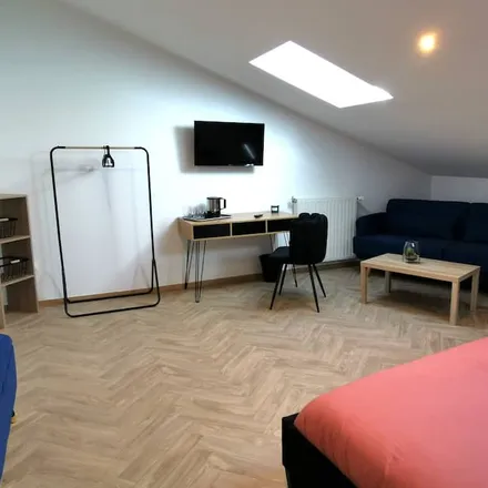 Image 4 - 71000 Mâcon, France - Apartment for rent