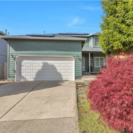 Buy this 3 bed house on 300 West 13th Street in Lafayette, Yamhill County