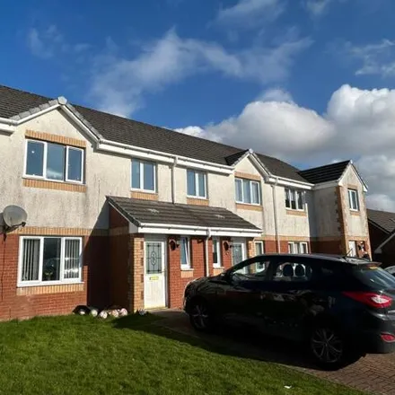 Buy this 3 bed apartment on Station Gate in Darvel, KA17 0AT