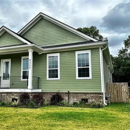 Buy this 3 bed house on 8337 Prince Drive in Chalmette, LA 70043