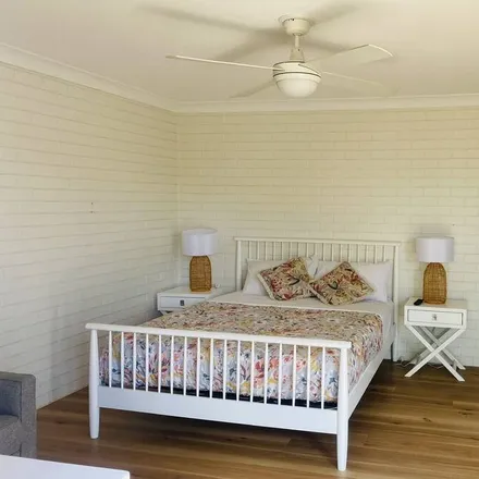 Rent this 2 bed house on Southport QLD 4215