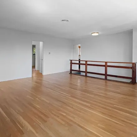 Image 3 - 16645 Akron Street, Los Angeles, CA 90272, USA - Apartment for rent