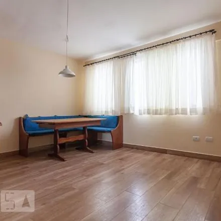Rent this 2 bed apartment on Rua Nicarágua 711 in Bacacheri, Curitiba - PR