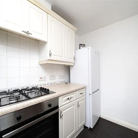 Rent this 1 bed apartment on Franco Manca in 278 Muswell Hill Broadway, London