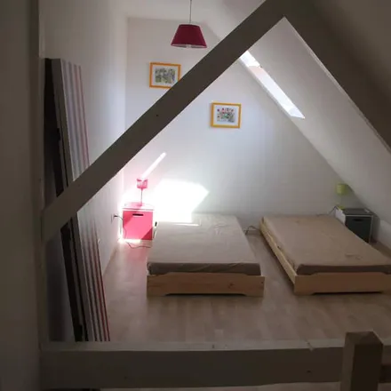 Rent this 3 bed apartment on Impasse de Provence in 83270 Saint-Cyr-sur-Mer, France