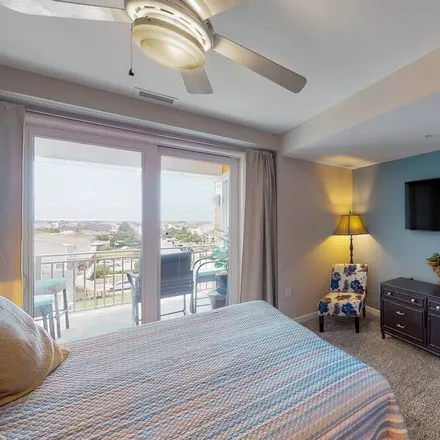 Rent this 2 bed condo on Virginia Beach