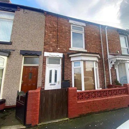 Rent this 2 bed townhouse on Church Lane in Ferryhill, DL17 8JP