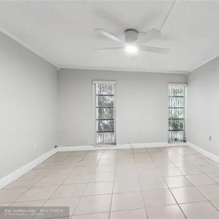 Image 9 - 485 N Pine Island Rd Unit 105a, Fort Lauderdale, Florida, 33324 - Condo for rent