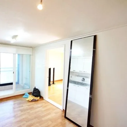 Rent this 3 bed apartment on 서울특별시 강남구 삼성동 39-21