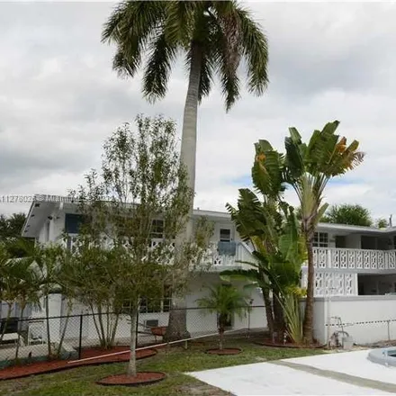 Rent this 1 bed apartment on 626 Southwest 14th Avenue in Fort Lauderdale, FL 33312
