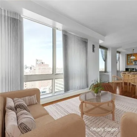 Image 5 - The Windsor, 107-24 71st Road, New York, NY 11375, USA - Condo for sale