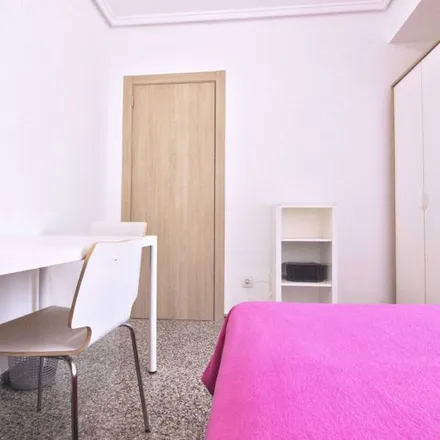 Image 8 - Carrer del Doctor Vicente Pallarés, 42, 46021 Valencia, Spain - Apartment for rent