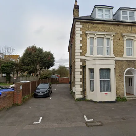 Image 2 - 2a Bouverie Road West, Folkestone, CT20 2RX, United Kingdom - Apartment for sale