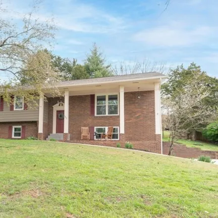Buy this 5 bed house on 1340 Walters Drive in Crockett Ridge, Morristown