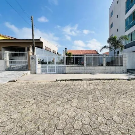 Buy this 3 bed house on Rua Manoel Florentino Machado in Centro, Imbituba - SC