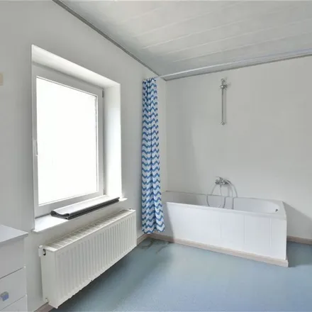 Rent this 1 bed apartment on Rue Honlet 3 in 4500 Huy, Belgium