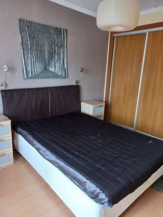 Rent this 4 bed room on Rua Josë Alfredo da Costa Azevedo in 2710-348 Sintra, Portugal