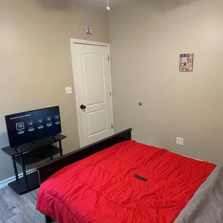 Rent this 1 bed apartment on Chicago