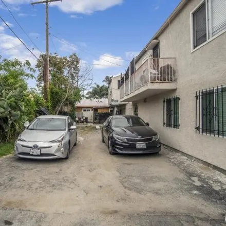 Image 8 - 1117 East 75th Street, Los Angeles, CA 90001, USA - House for sale